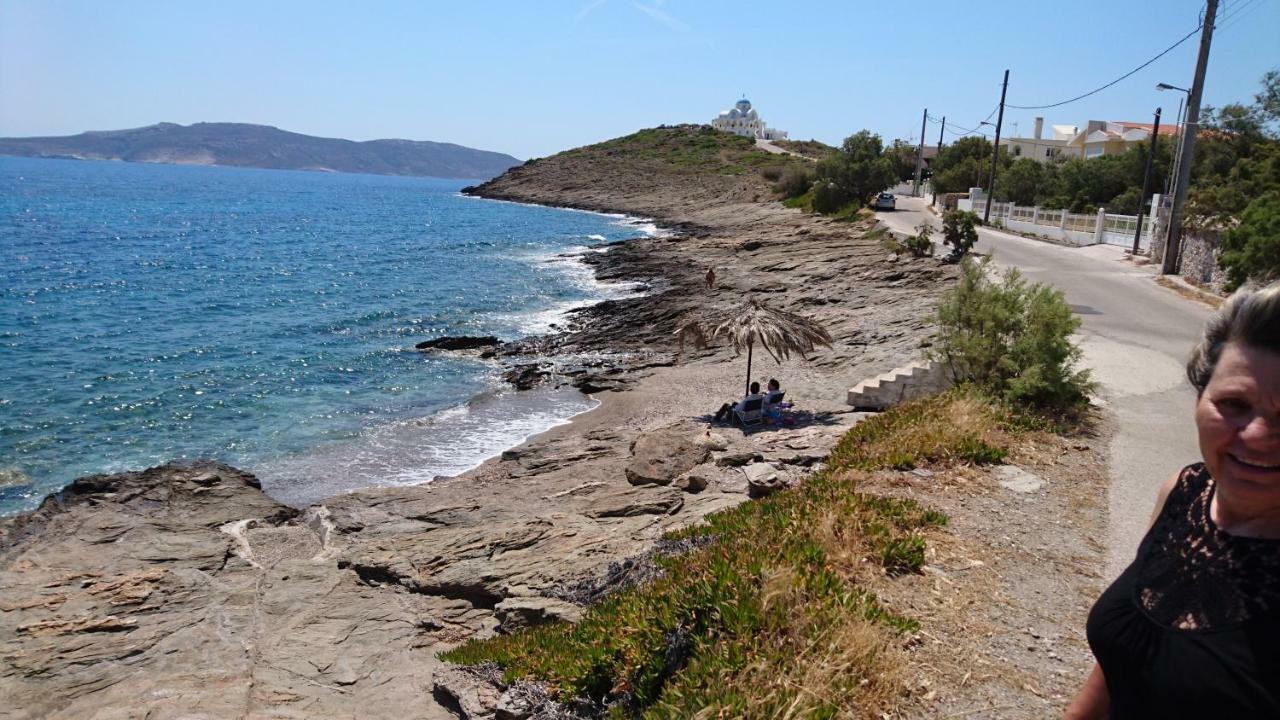 Vila Το Πετρινο Agia Marina Mikrolimanou Exteriér fotografie